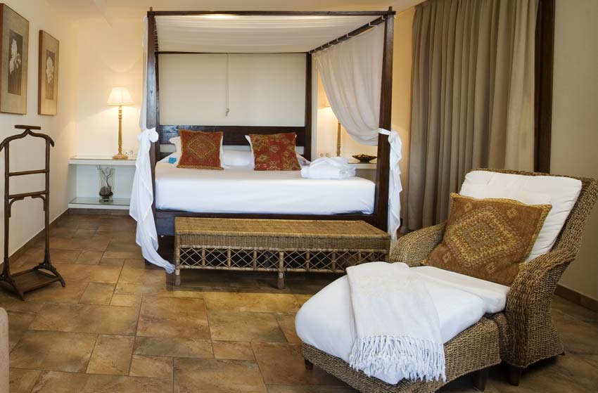 Fragata Suite with terrace and relaxing pool -  Hotel La Posada del Mar Denia 5